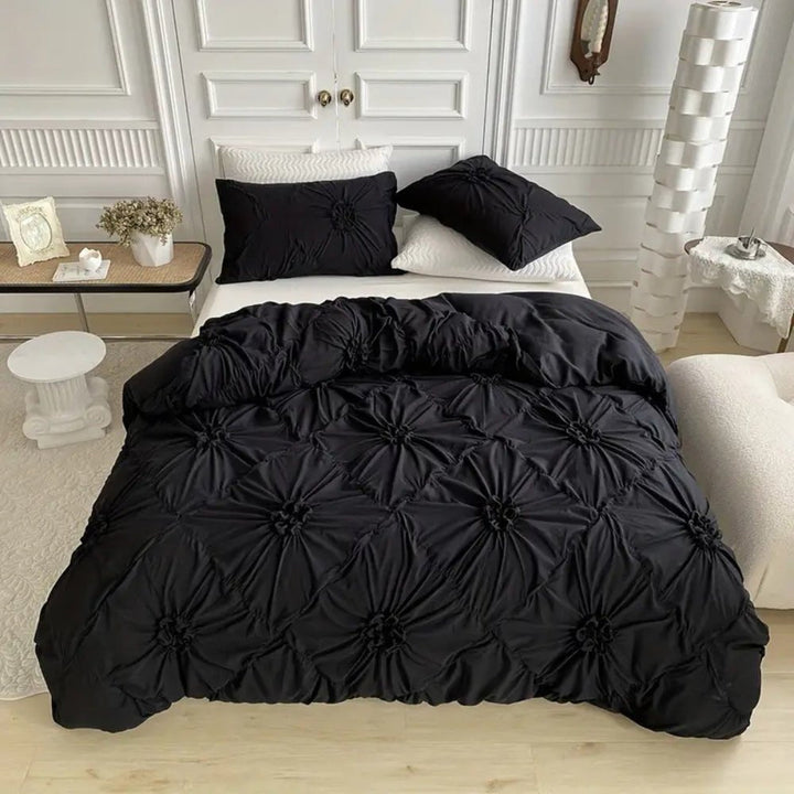 Lisslune | RuffledWeave Duvet Set – Elegant ruffled flower duvet cover set made of microfiber