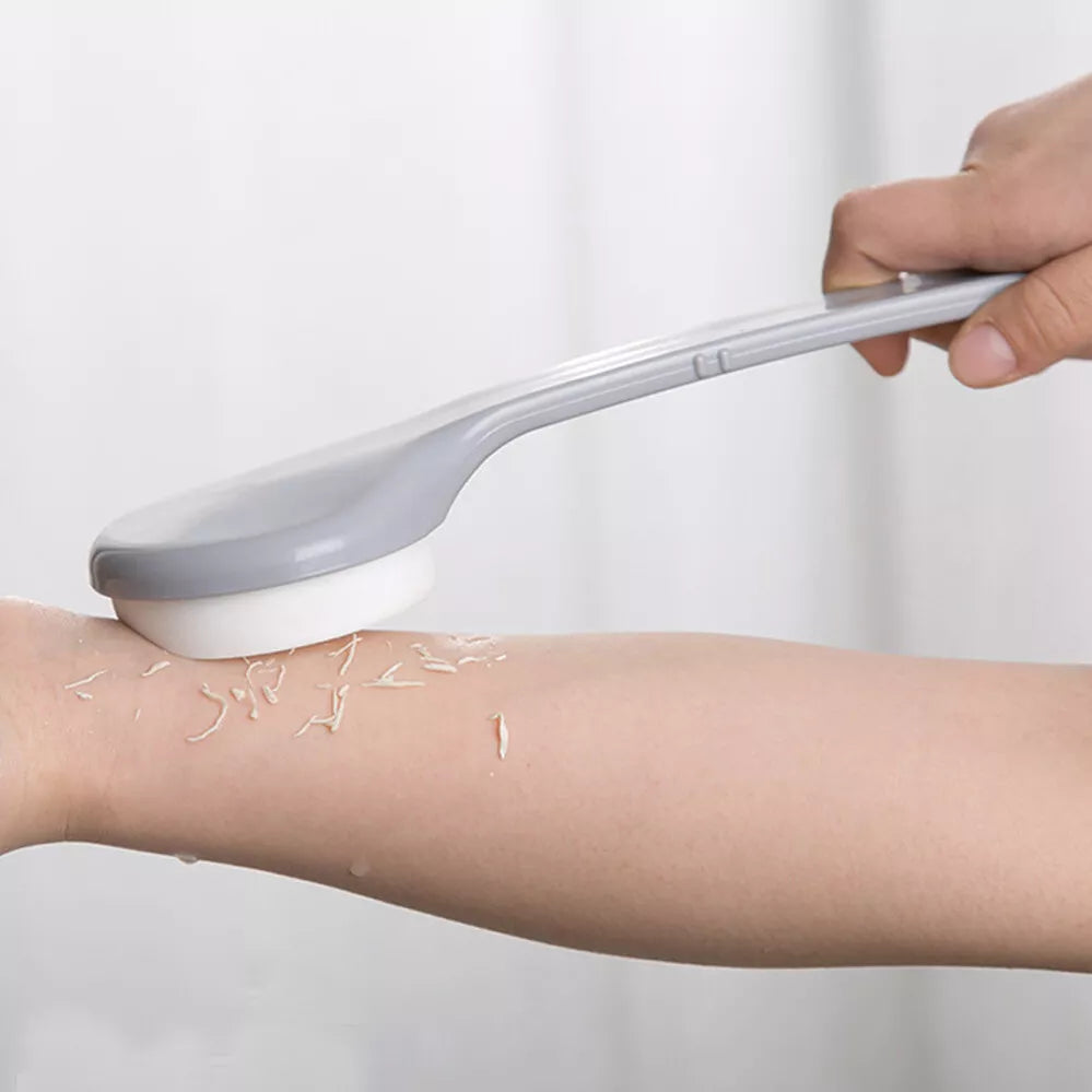 Lisslune | Long-handled Bath Brush