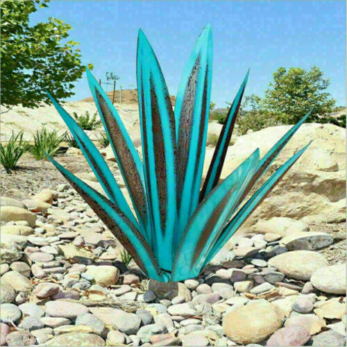 Lisslune | Eternal Agave – Handcrafted Rust-Proof Metal Garden Sculpture for Indoor & Outdoor Decor
