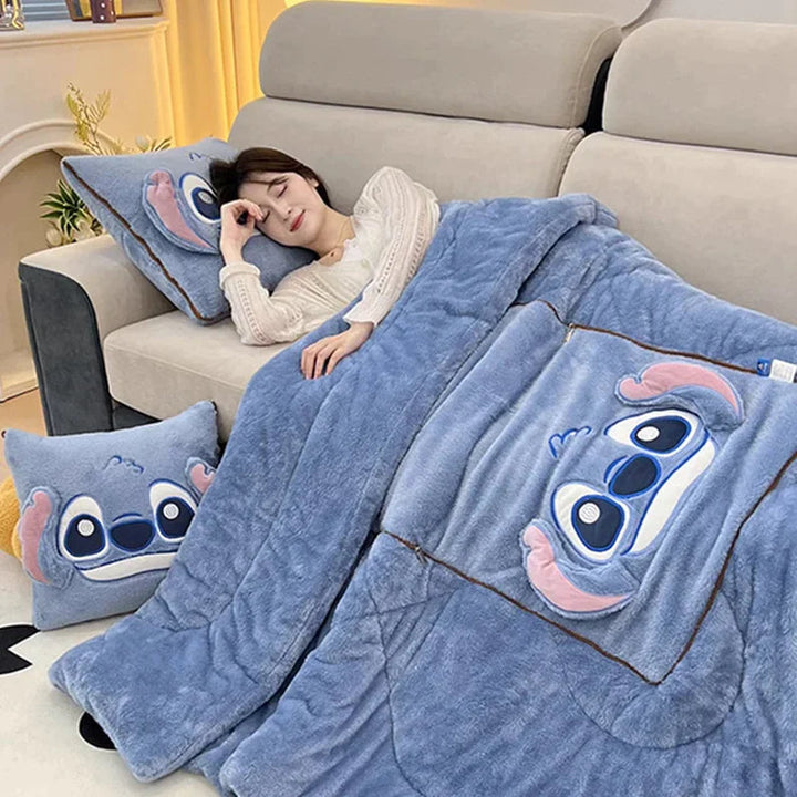 Lisslune | Luxury blanket and cushion set for ultimate comfort