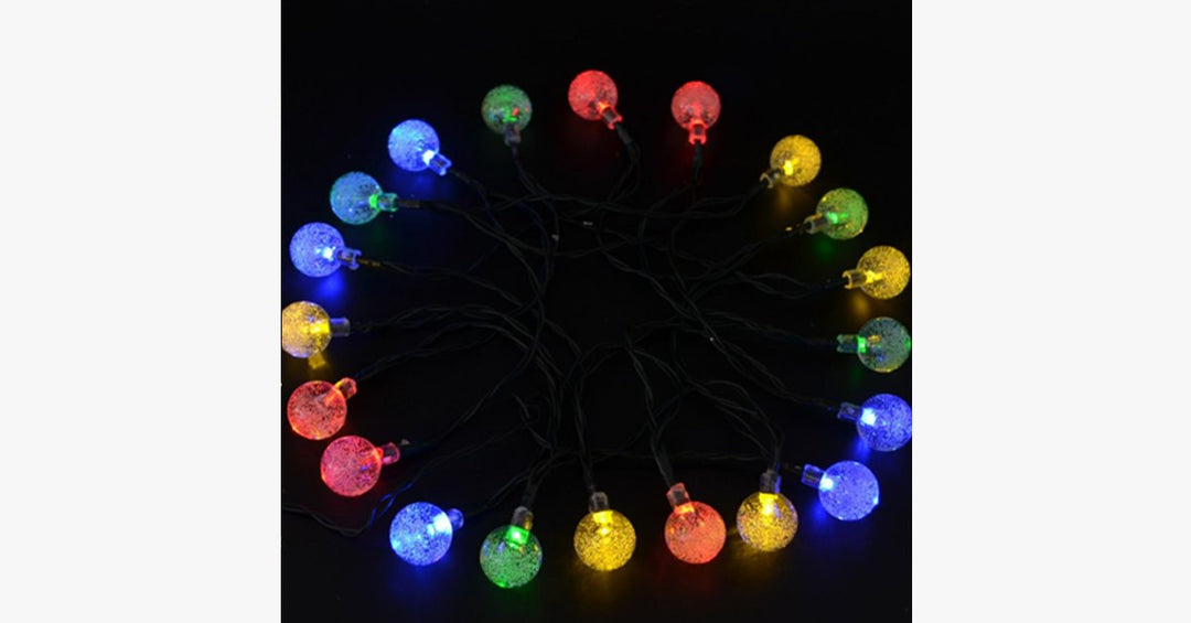 Lisslune | Solar-powered LED crystal ball lights - Stylishly decorate!