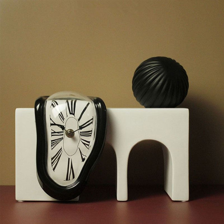 Rynx | The melting clock