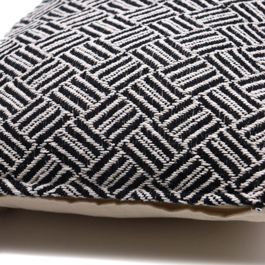 Lisslune | Indian Classic Throw Pillow Covers | 40 x 40 cm and 45 x 45 cm - Pack of 2