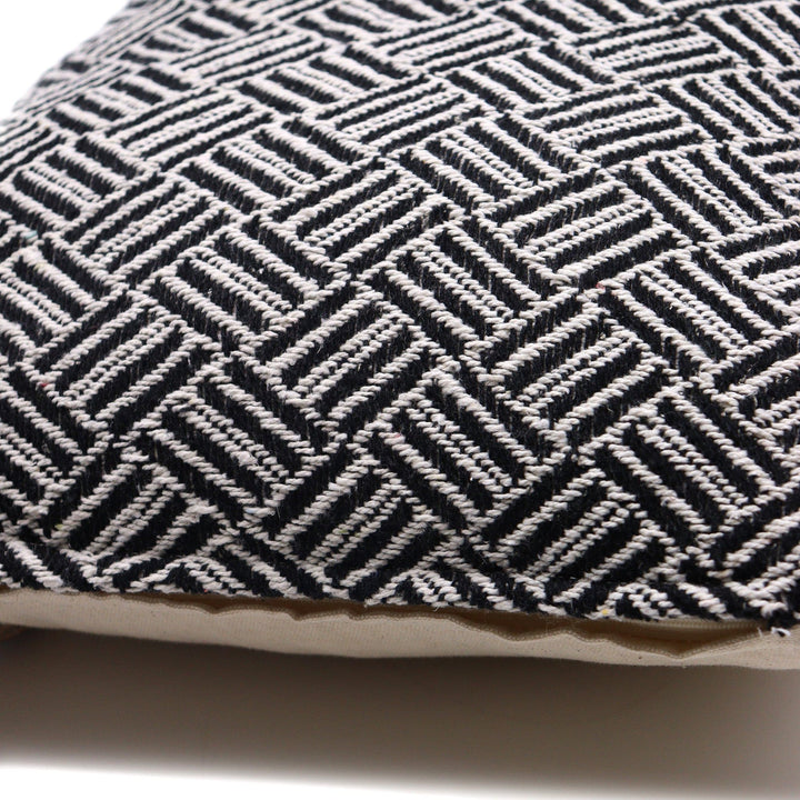 Lisslune | Indian Classic Throw Pillow Covers | 40 x 40 cm and 45 x 45 cm - Pack of 2