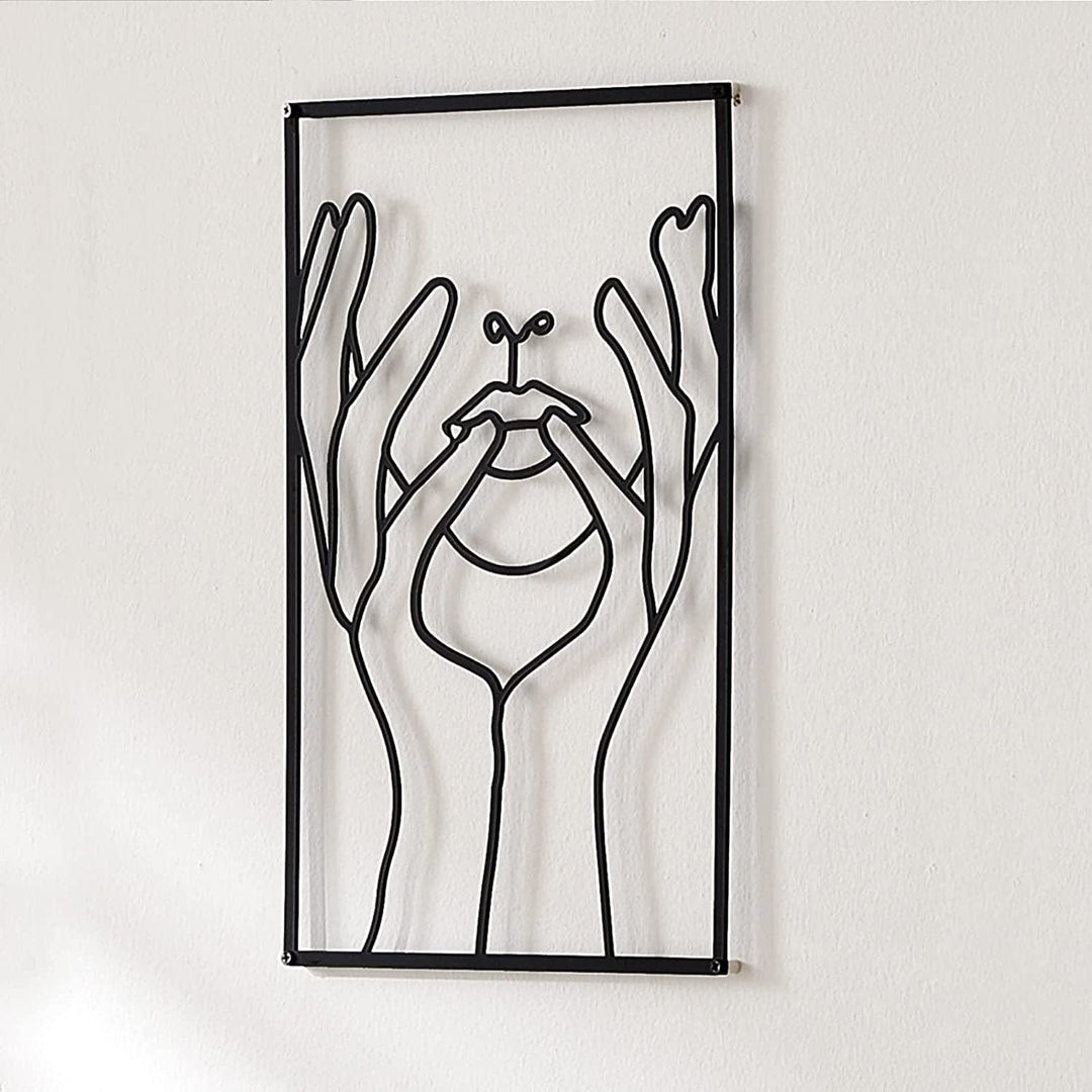 Lisslune | Minimalist Woman Metal Line Art | Black and Gold Metal Wall Art