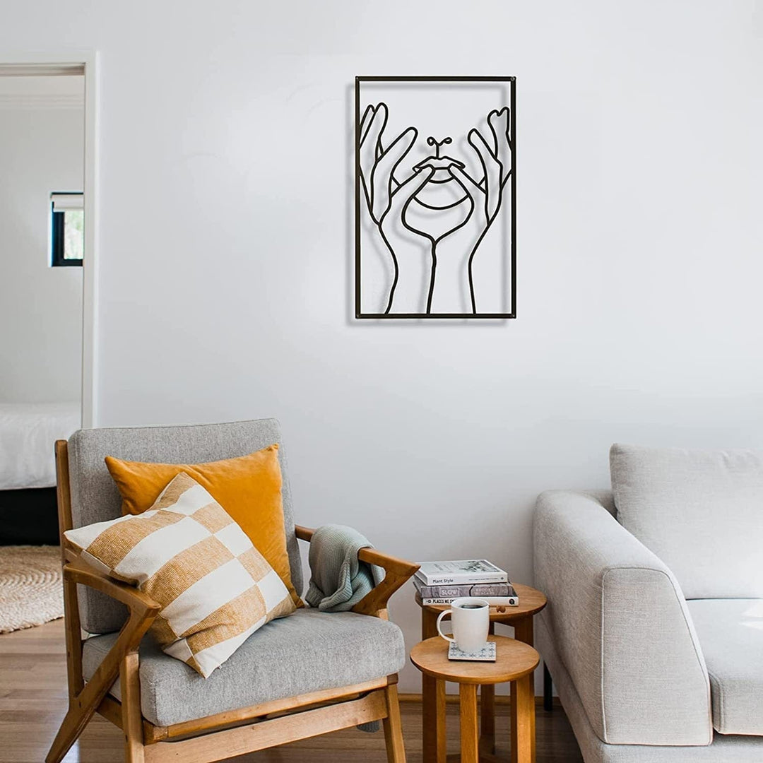 Lisslune | Minimalist Woman Metal Line Art | Black and Gold Metal Wall Art