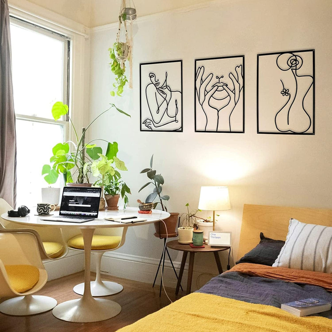 Lisslune | Minimalist Woman Metal Line Art | Black and Gold Metal Wall Art