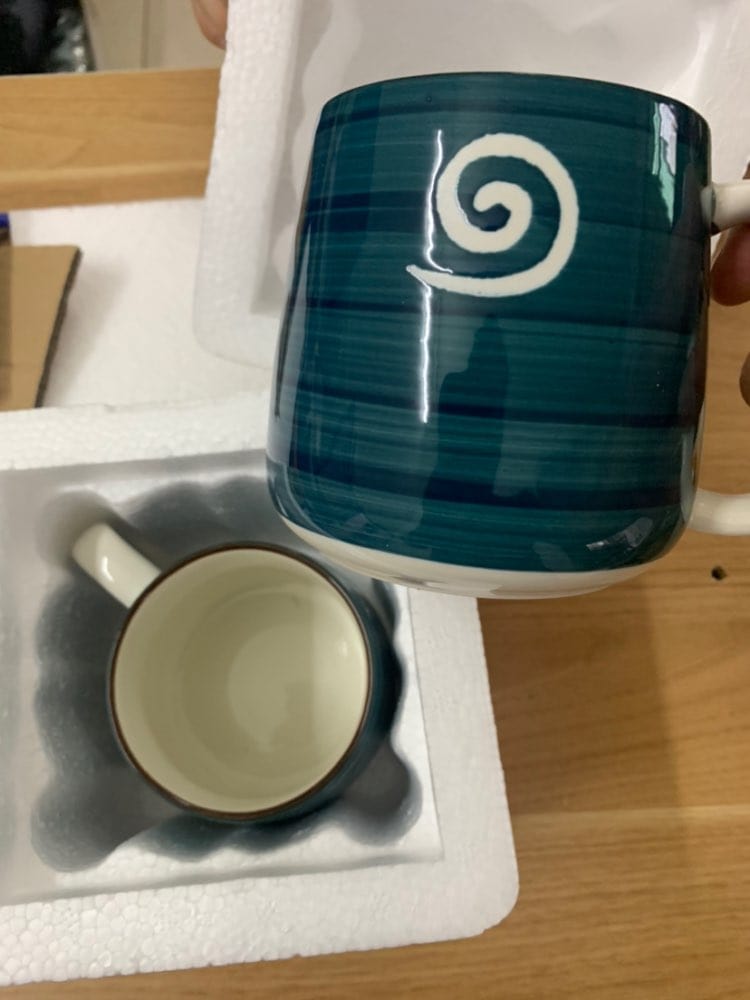 Lisslune | Large hand-painted blue and white coastal mugs