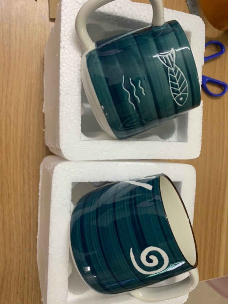 Lisslune | Large hand-painted blue and white coastal mugs