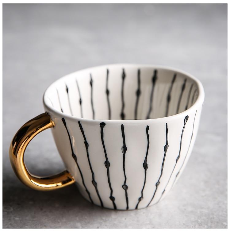 Lisslune | Large hand-painted coffee/mugs - golden handles - 330 ml