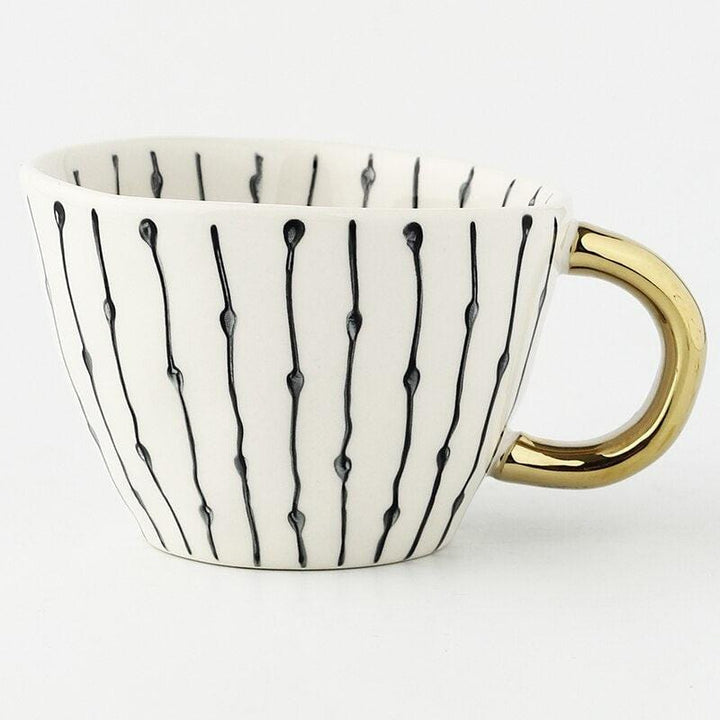 Lisslune | Large hand-painted coffee/mugs - golden handles - 330 ml