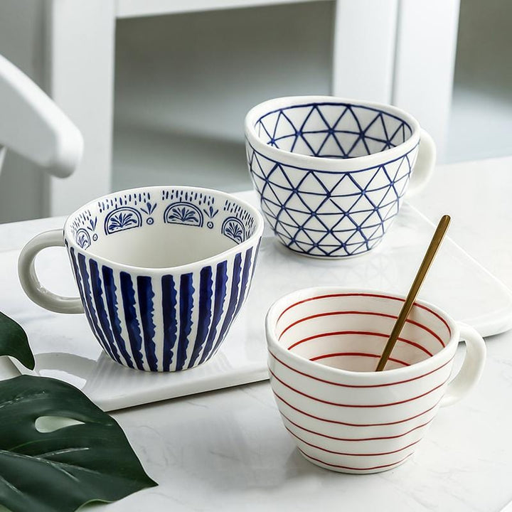 Lisslune | Large hand-painted coffee/tea cups - White handles - 330 ml