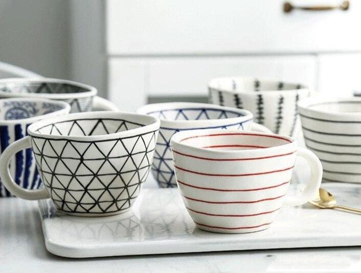 Lisslune | Large hand-painted coffee/tea cups - White handles - 330 ml