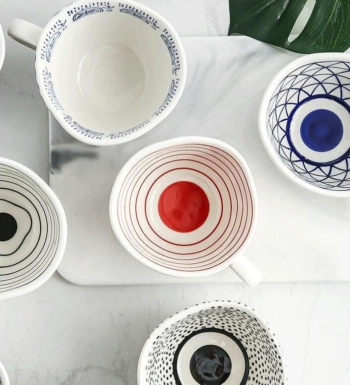 Lisslune | Large hand-painted coffee/tea cups - White handles - 330 ml