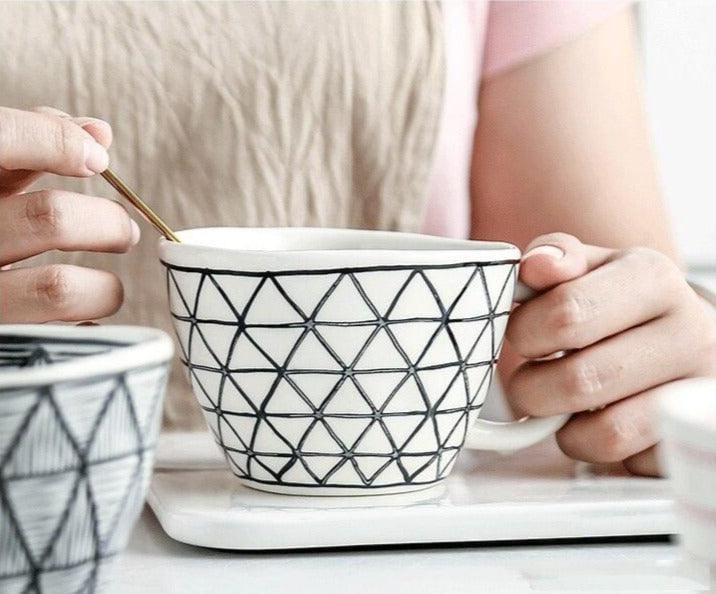 Lisslune | Large hand-painted coffee/tea cups - White handles - 330 ml