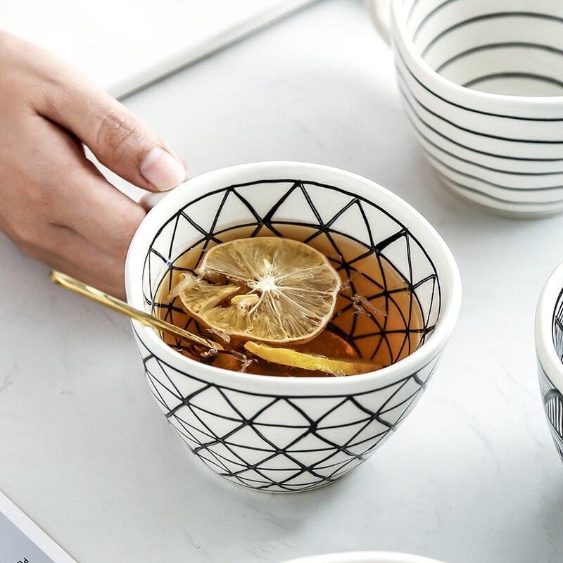 Lisslune | Large hand-painted coffee/tea cups - White handles - 330 ml