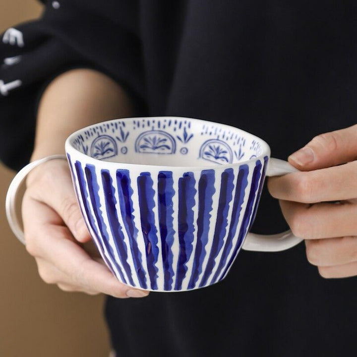 Lisslune | Large hand-painted coffee/tea cups - White handles - 330 ml