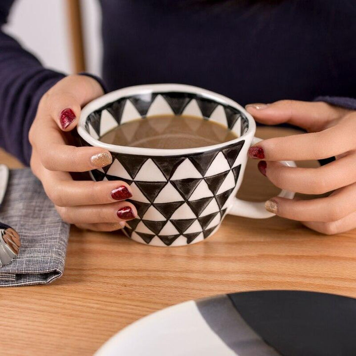 Lisslune | Large hand-painted coffee/tea cups - White handles - 330 ml