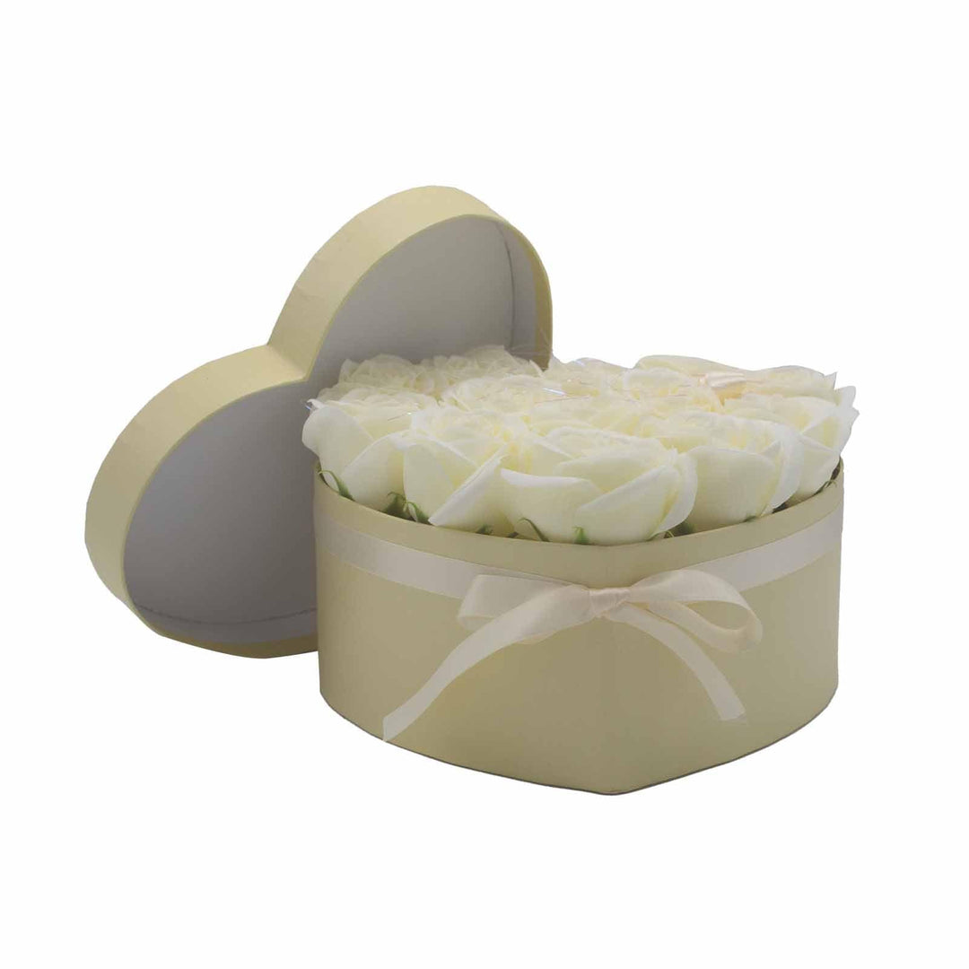 Lisslune | Rose Petal Soap Bouquet