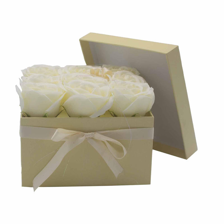 Lisslune | Rose Petal Soap Bouquet