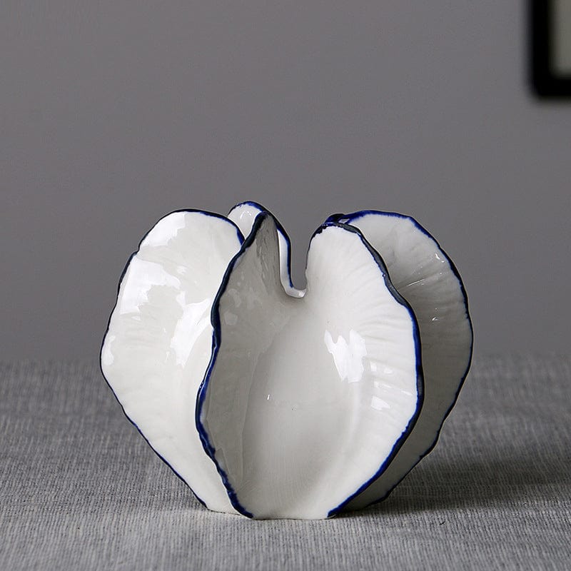 Lisslune | Starfruit Porcelain Vase