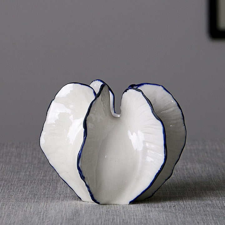 Lisslune | Starfruit Porcelain Vase