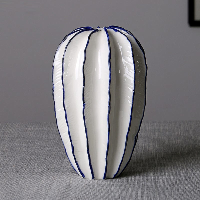 Lisslune | Starfruit Porcelain Vase