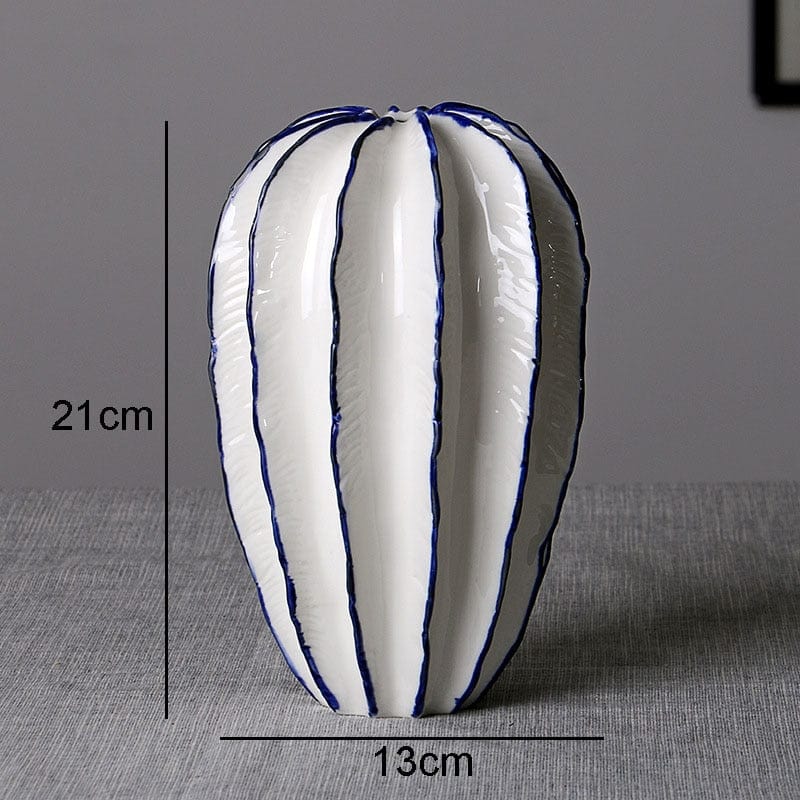 Lisslune | Starfruit Porcelain Vase