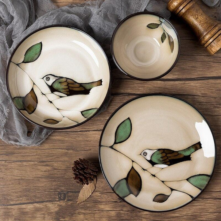 Lisslune | Hand-painted bird plates and bowls