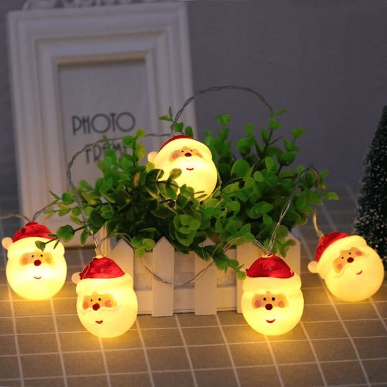 Lisslune | Santa Lights LED Christmas Decoration - Santa Head String Lights for Christmas, Holidays and Party Decoration