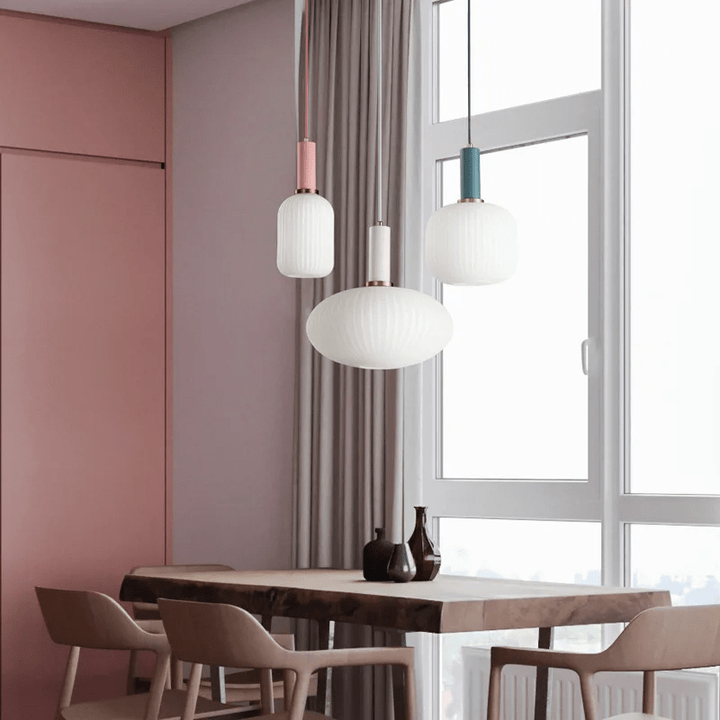 Lisslune | LuxePrism – Sleek Glass Pendant Light with a Touch of Luxury