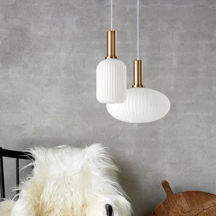 Lisslune | LuxePrism – Sleek Glass Pendant Light with a Touch of Luxury