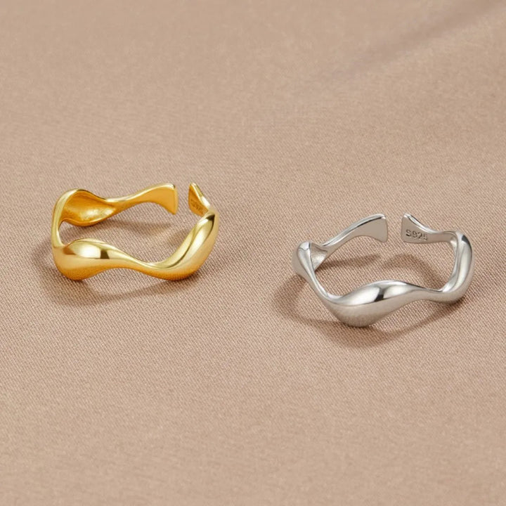 Lisslune | SEARISE RING – Adjustable Minimalist Silver Ring with Ocean Design