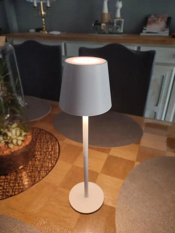 Lisslune | LED Table Lamp – Wireless, Touch Control & Dimmable Light