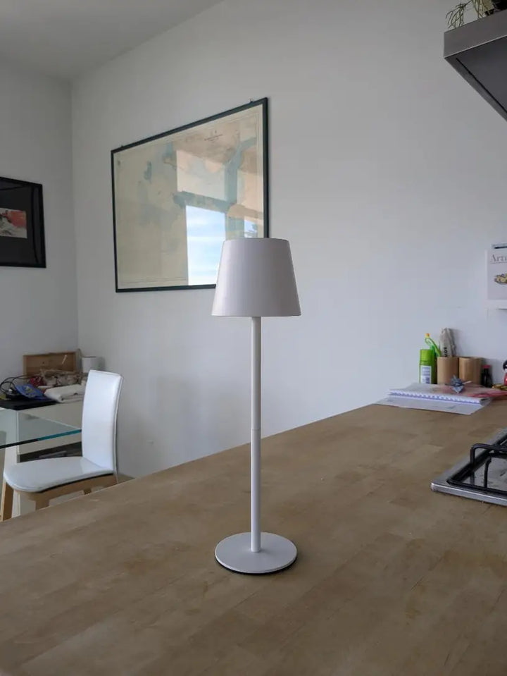 Lisslune | LED Table Lamp – Wireless, Touch Control & Dimmable Light
