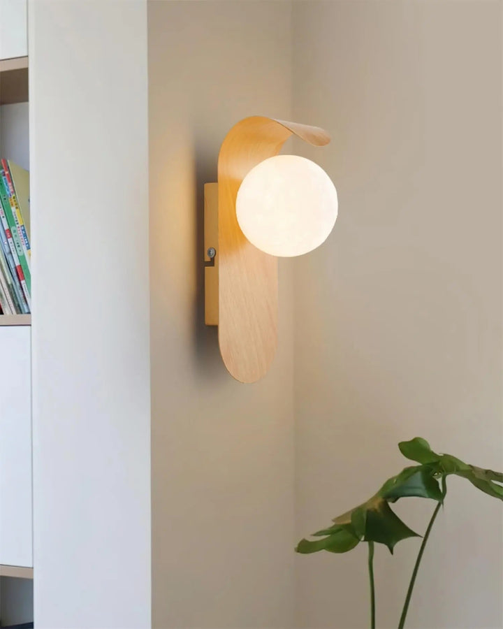 Lisslune | Carlyle Wall Lamp | Stylish Modern Lighting for Any Room