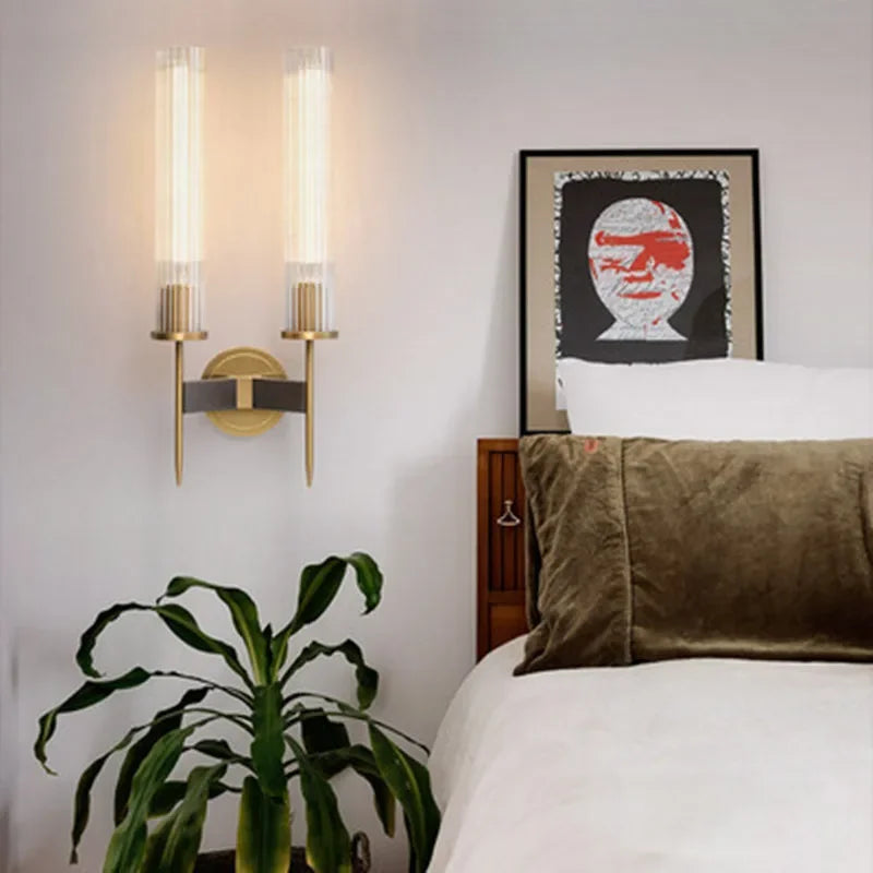 Lisslune | Möni | Modern Wall Lamp with Ribbed Glass and Brass Finish