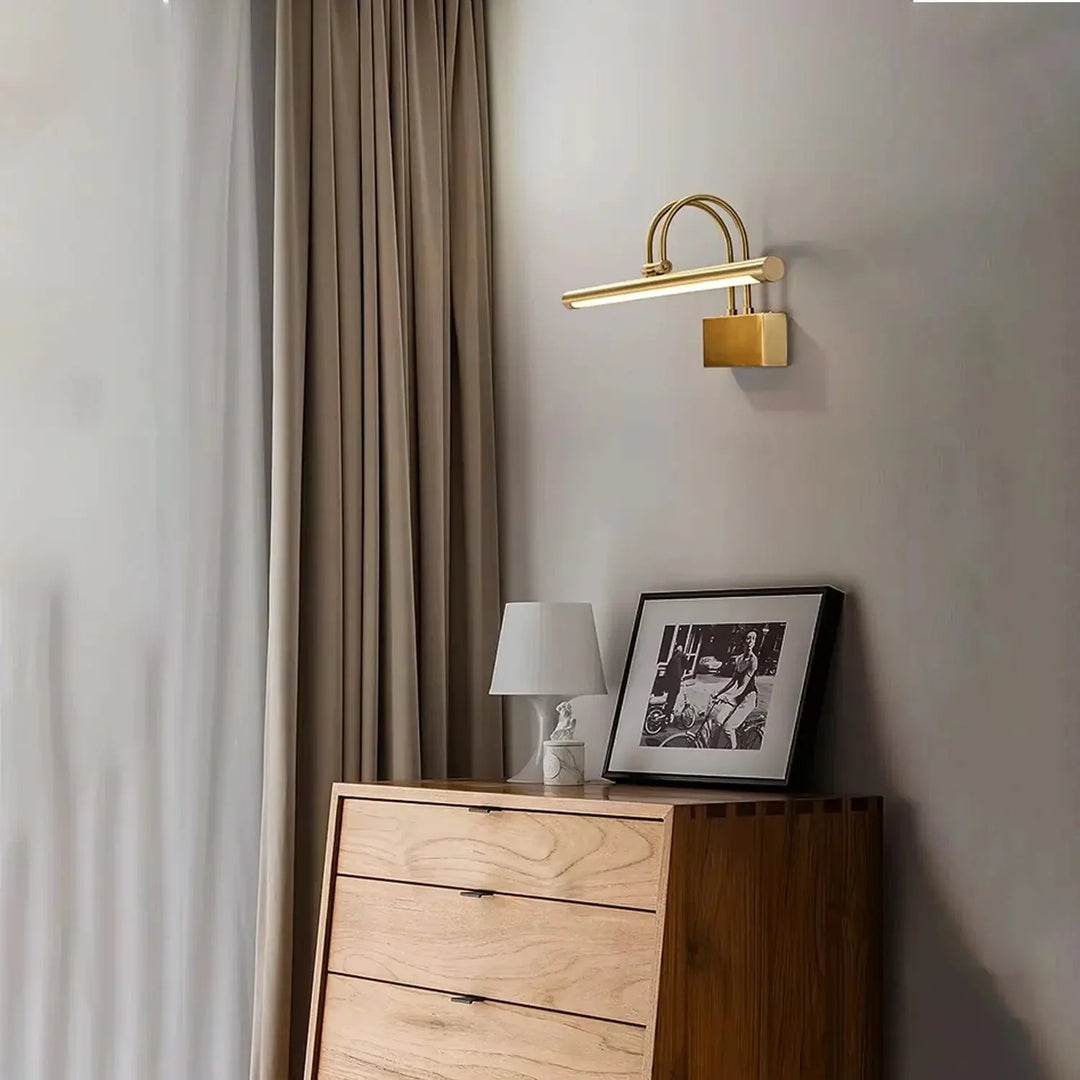Lisslune | Modern Minimalistic Picture Light