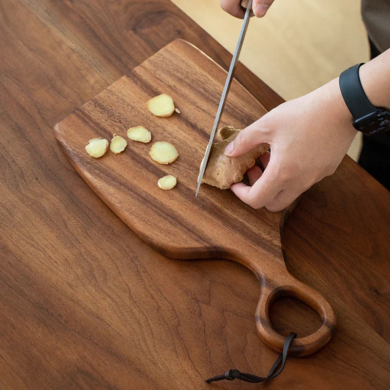 Lisslune | NutriCraft – Luxurious walnut cutting board with double-sided functionality for kitchen and presentation