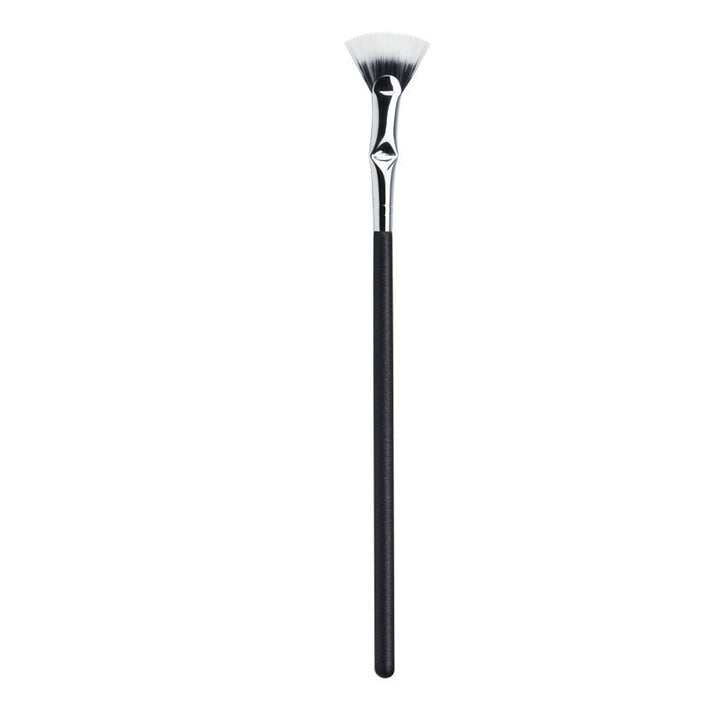 Lisslune | Angled mascara brush with wave cut