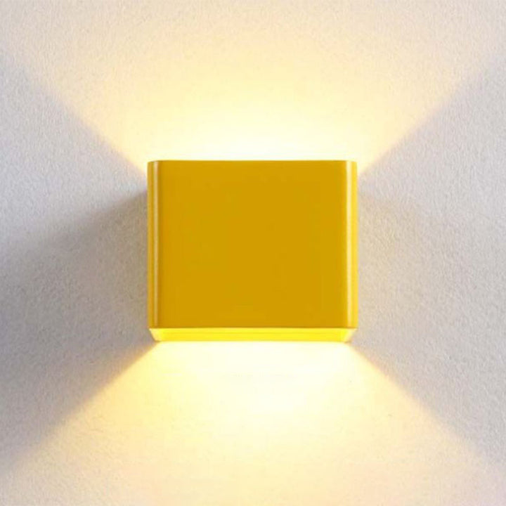 Lisslune | OrrSquare – Modern square wall lamp for stylish lighting