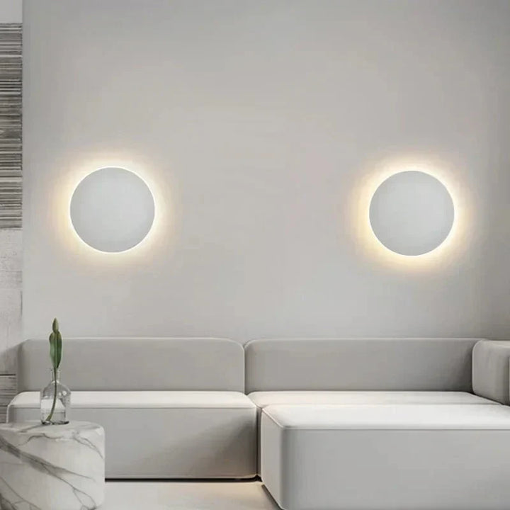 Lisslune | Sleekglow: the perfect LED wall lamp for a modern atmosphere