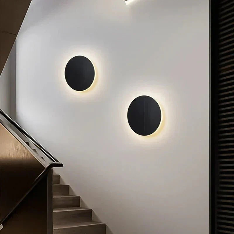 Lisslune | Sleekglow: the perfect LED wall lamp for a modern atmosphere