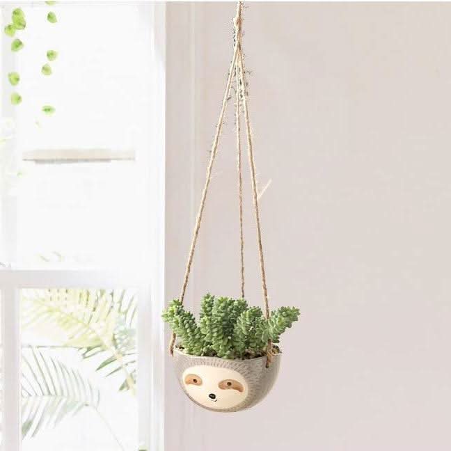 Lisslune | LUMA – Stylish Hanging Sloth Vase for Your Spaces