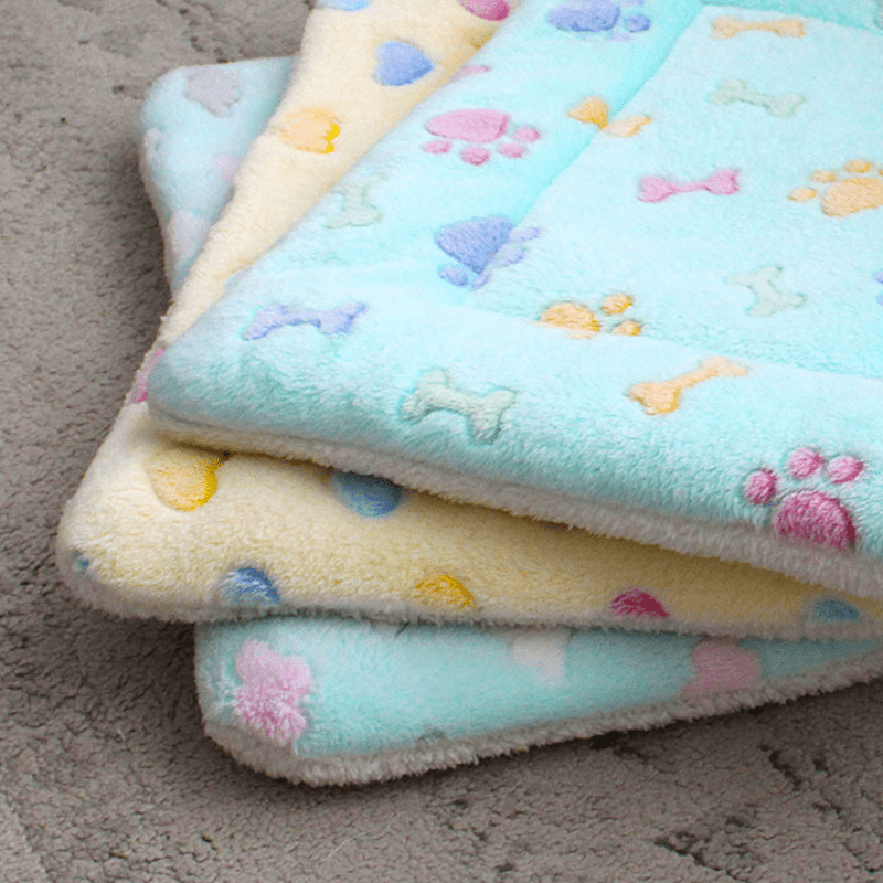Lisslune | SNUGCLOUD – Fluffy Fleece Pillow for Relaxed Pet Sleep