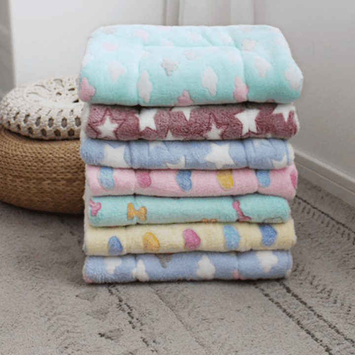 Lisslune | SNUGCLOUD – Fluffy Fleece Pillow for Relaxed Pet Sleep