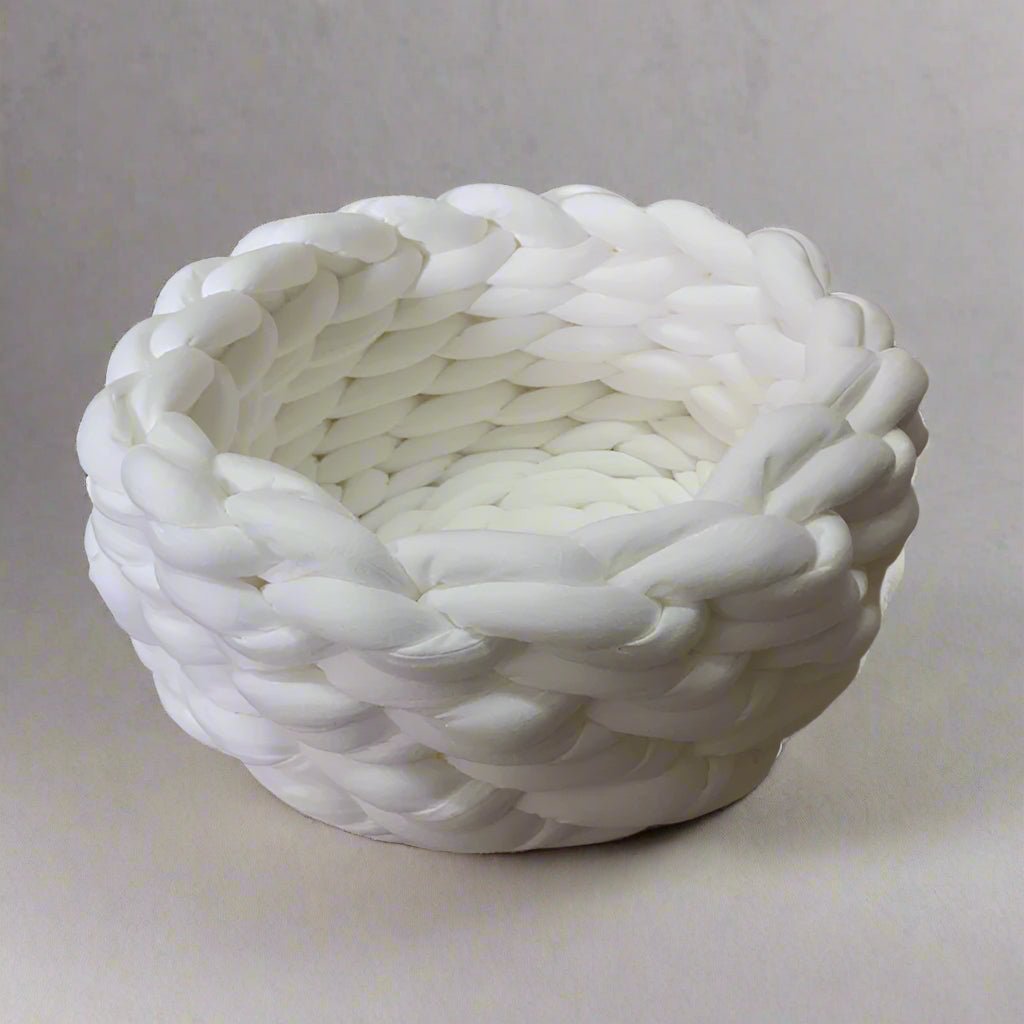 Lisslune | SNUGWOOL – Soft Woolen Basket for Pets with High Edge Support