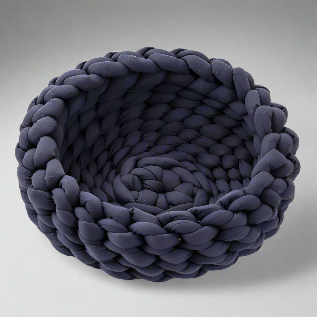 Lisslune | SNUGWOOL – Soft Woolen Basket for Pets with High Edge Support