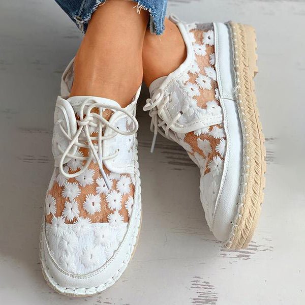Lisslune | Orthopedic stylish shoe with floral design