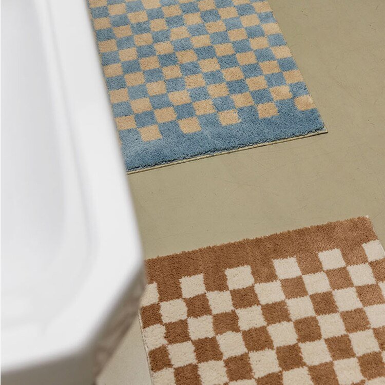 Lisslune | Soft, fluffy bathroom rug with check pattern